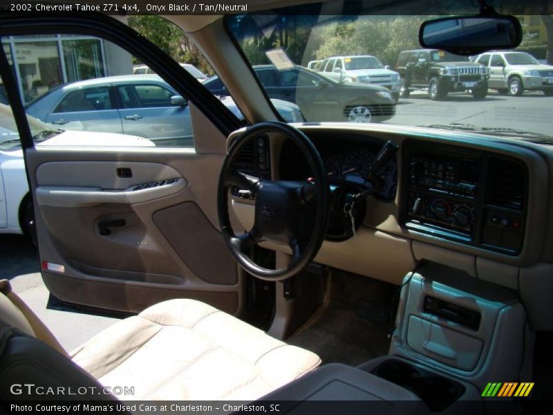 Onyx Black / Tan/Neutral 2002 Chevrolet Tahoe Z71 4x4