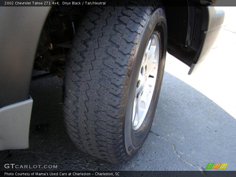 Onyx Black / Tan/Neutral 2002 Chevrolet Tahoe Z71 4x4