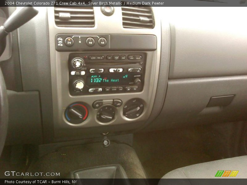Silver Birch Metallic / Medium Dark Pewter 2004 Chevrolet Colorado Z71 Crew Cab 4x4