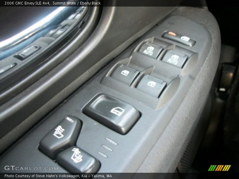 Summit White / Ebony Black 2006 GMC Envoy SLE 4x4