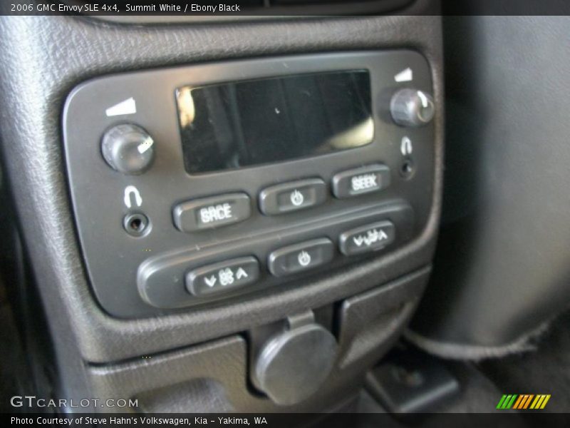Summit White / Ebony Black 2006 GMC Envoy SLE 4x4