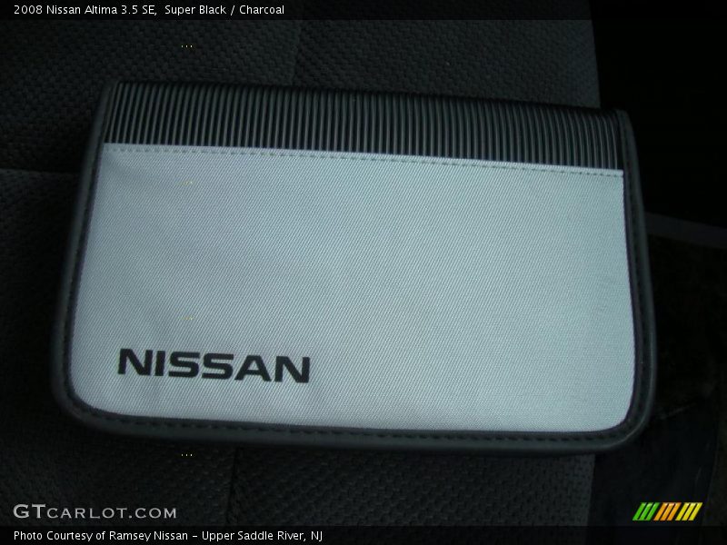 Super Black / Charcoal 2008 Nissan Altima 3.5 SE