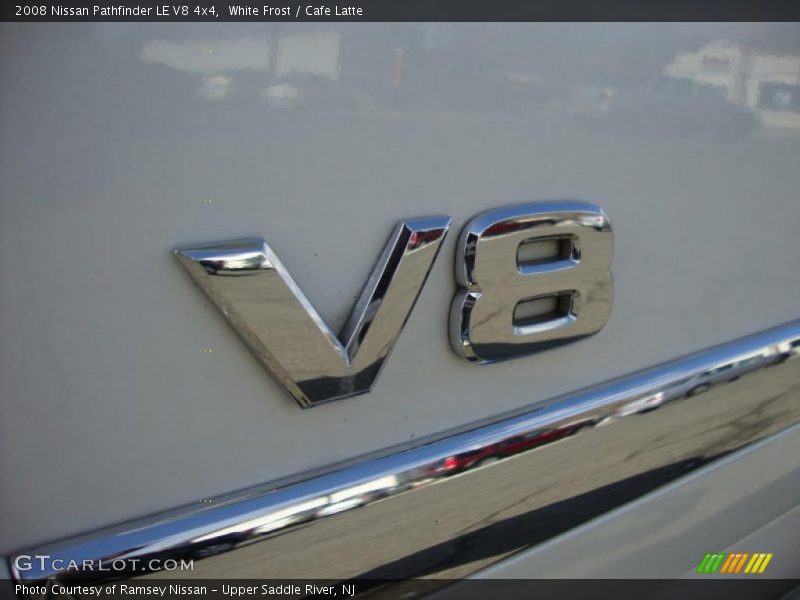  2008 Pathfinder LE V8 4x4 Logo