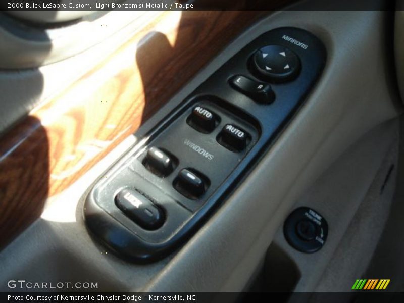 Light Bronzemist Metallic / Taupe 2000 Buick LeSabre Custom