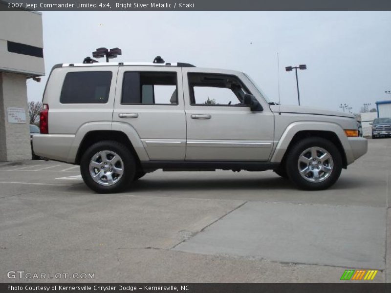 Bright Silver Metallic / Khaki 2007 Jeep Commander Limited 4x4