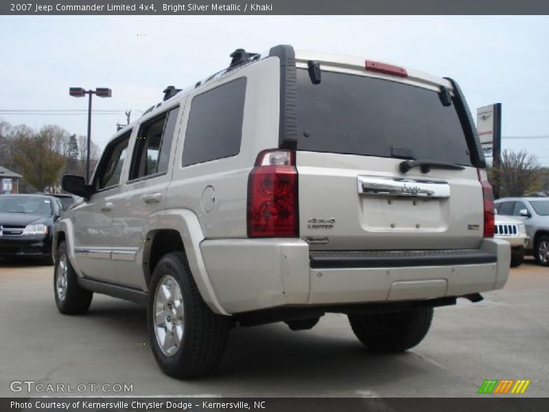 Bright Silver Metallic / Khaki 2007 Jeep Commander Limited 4x4