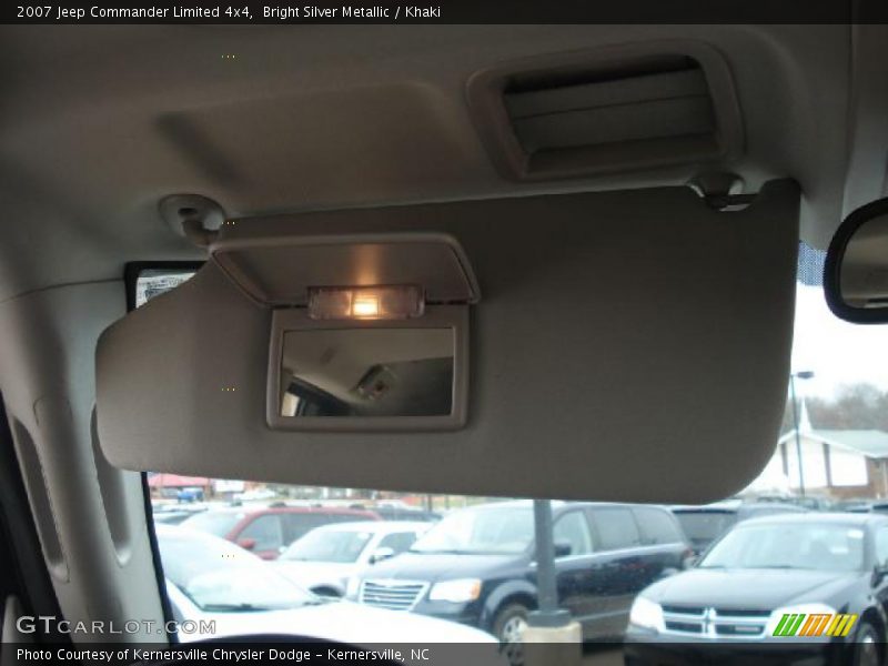 Bright Silver Metallic / Khaki 2007 Jeep Commander Limited 4x4