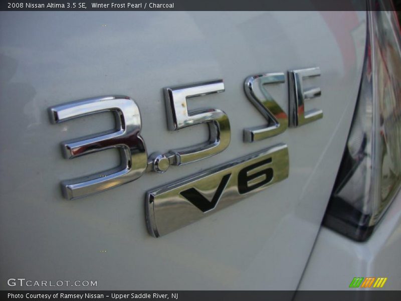 Winter Frost Pearl / Charcoal 2008 Nissan Altima 3.5 SE