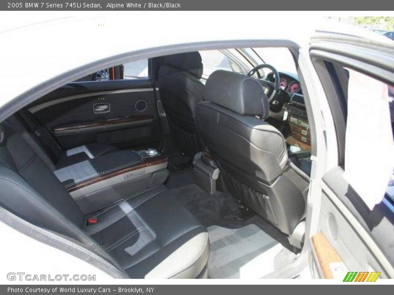 Alpine White / Black/Black 2005 BMW 7 Series 745Li Sedan