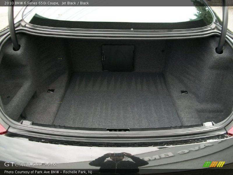  2010 6 Series 650i Coupe Trunk
