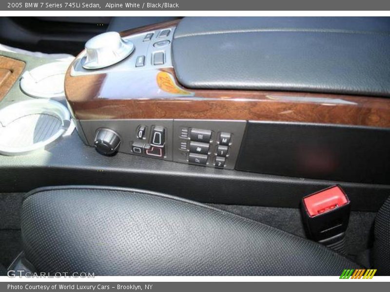 Alpine White / Black/Black 2005 BMW 7 Series 745Li Sedan