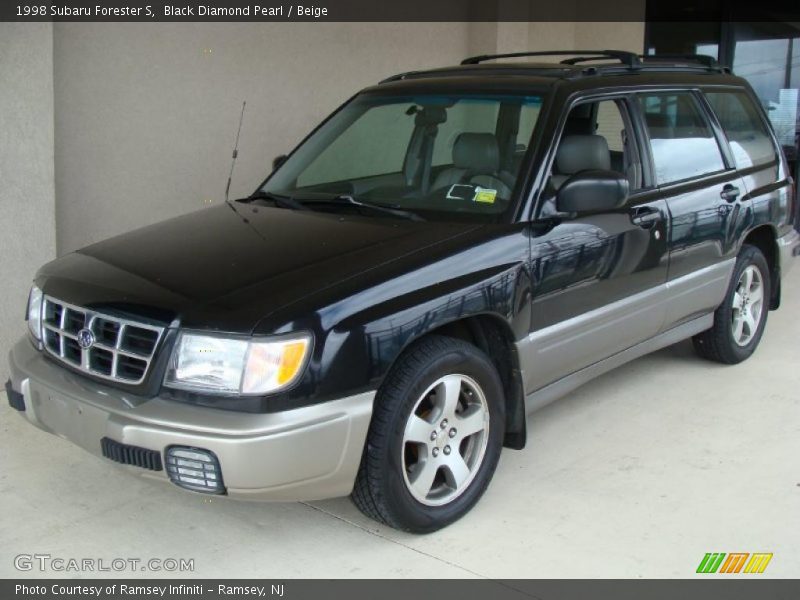 Black Diamond Pearl / Beige 1998 Subaru Forester S