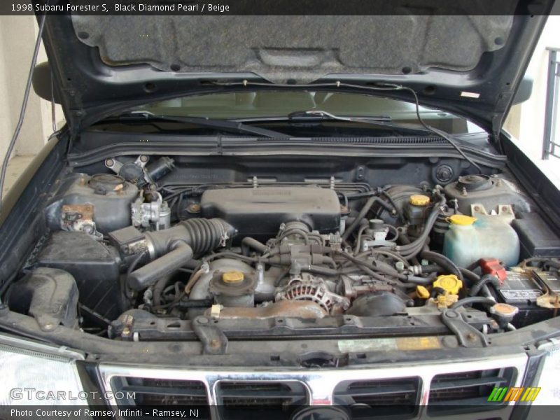 Black Diamond Pearl / Beige 1998 Subaru Forester S