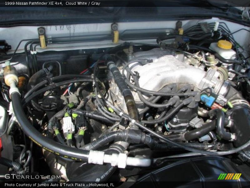 Cloud White / Gray 1999 Nissan Pathfinder XE 4x4