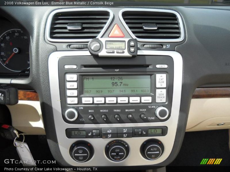 Eismeer Blue Metallic / Cornsilk Beige 2008 Volkswagen Eos Lux