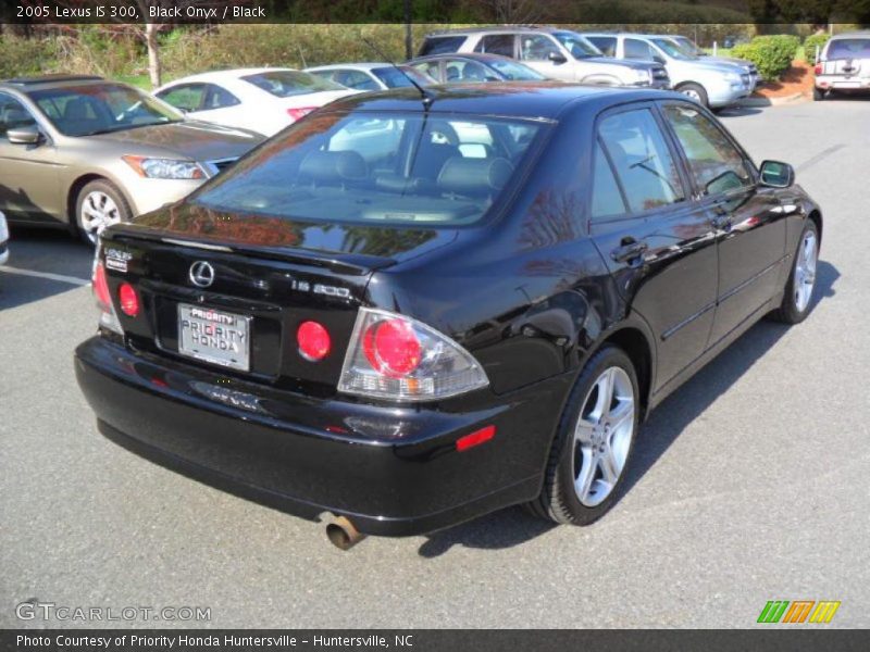 Black Onyx / Black 2005 Lexus IS 300