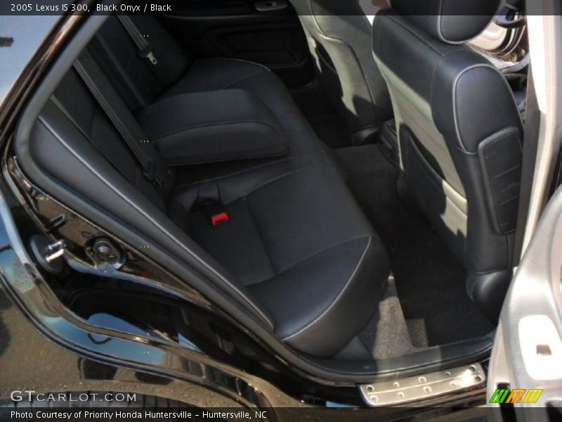 Black Onyx / Black 2005 Lexus IS 300