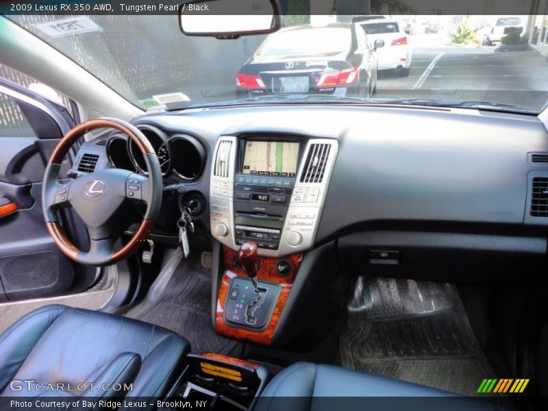Dashboard of 2009 RX 350 AWD