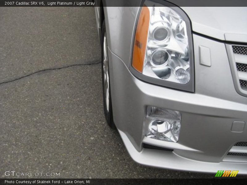 Light Platinum / Light Gray 2007 Cadillac SRX V6