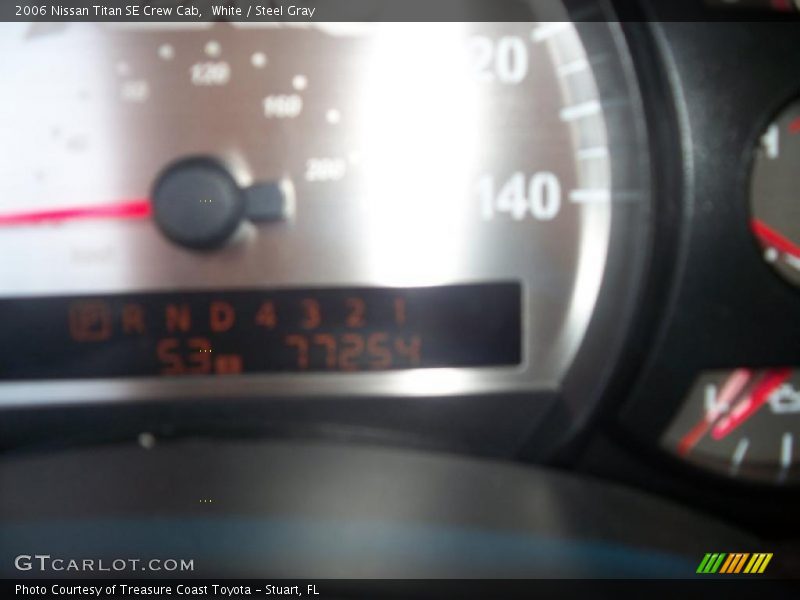 White / Steel Gray 2006 Nissan Titan SE Crew Cab