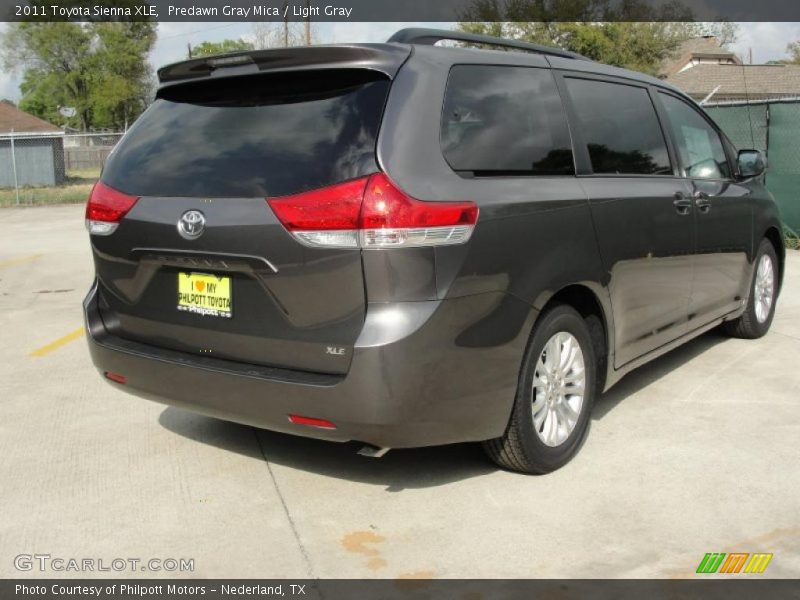 Predawn Gray Mica / Light Gray 2011 Toyota Sienna XLE