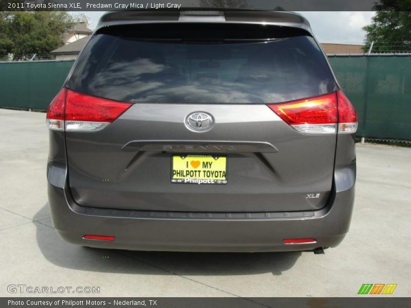 Predawn Gray Mica / Light Gray 2011 Toyota Sienna XLE