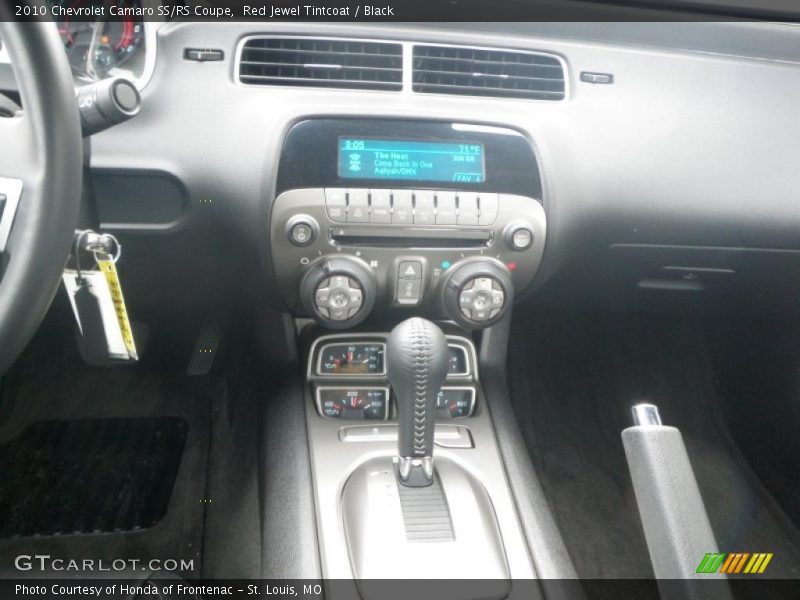 Controls of 2010 Camaro SS/RS Coupe