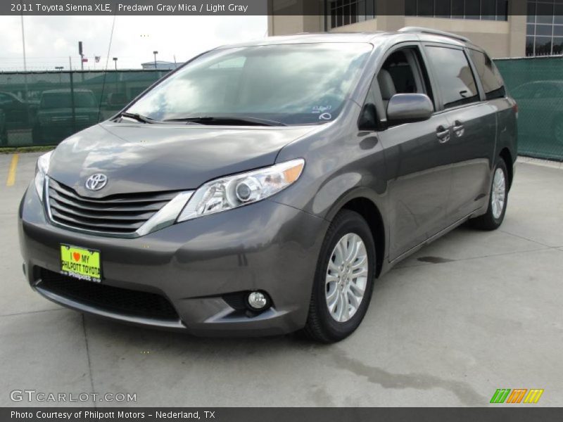 Predawn Gray Mica / Light Gray 2011 Toyota Sienna XLE