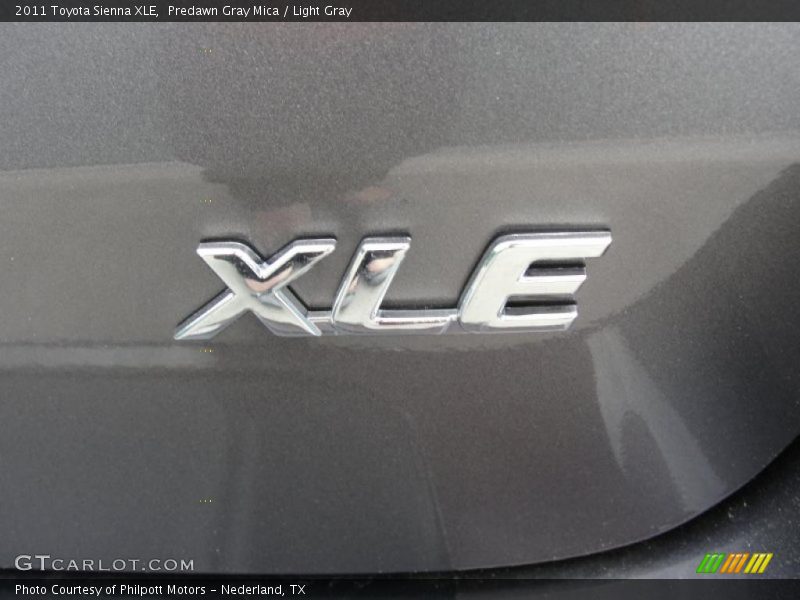 Predawn Gray Mica / Light Gray 2011 Toyota Sienna XLE