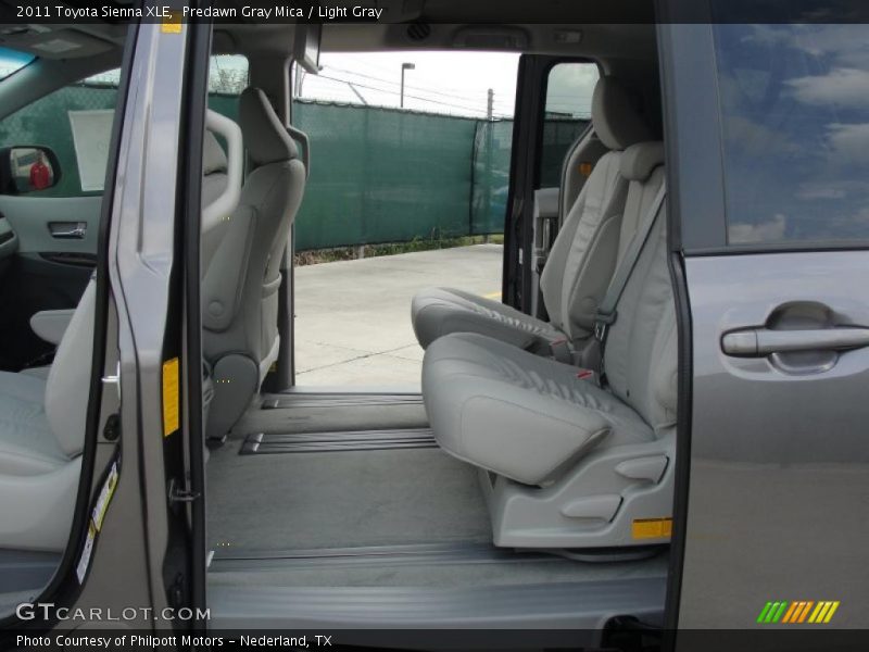 Predawn Gray Mica / Light Gray 2011 Toyota Sienna XLE