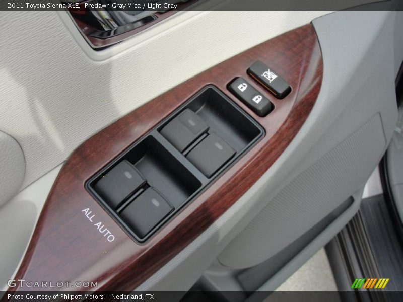 Predawn Gray Mica / Light Gray 2011 Toyota Sienna XLE