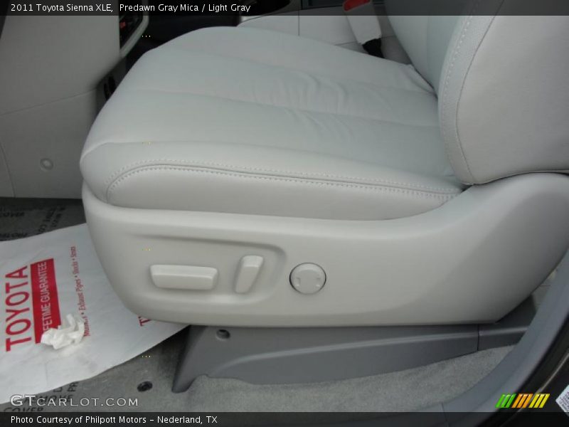 Predawn Gray Mica / Light Gray 2011 Toyota Sienna XLE