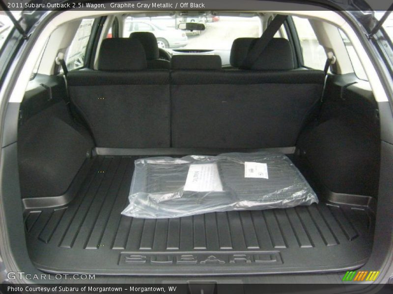  2011 Outback 2.5i Wagon Trunk