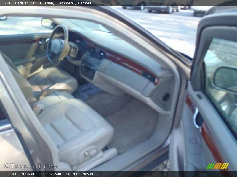 Cashmere / Oatmeal 2001 Cadillac DeVille Sedan