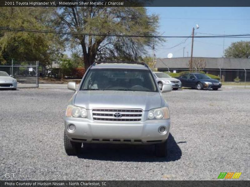 Millennium Silver Metallic / Charcoal 2001 Toyota Highlander V6