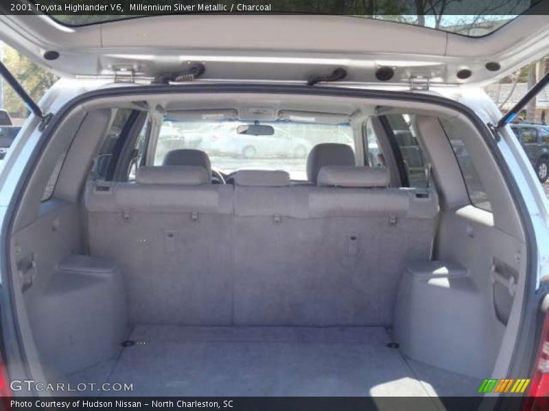 Millennium Silver Metallic / Charcoal 2001 Toyota Highlander V6