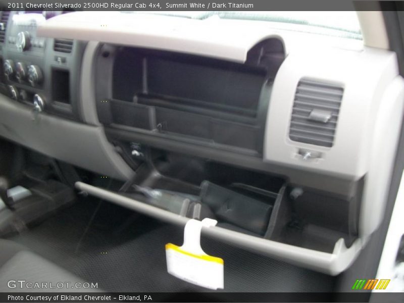 Summit White / Dark Titanium 2011 Chevrolet Silverado 2500HD Regular Cab 4x4