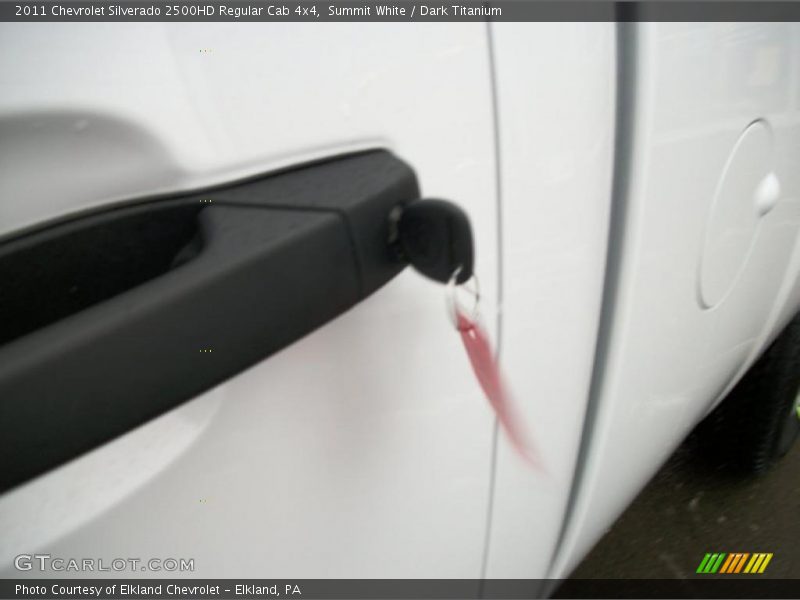 Summit White / Dark Titanium 2011 Chevrolet Silverado 2500HD Regular Cab 4x4