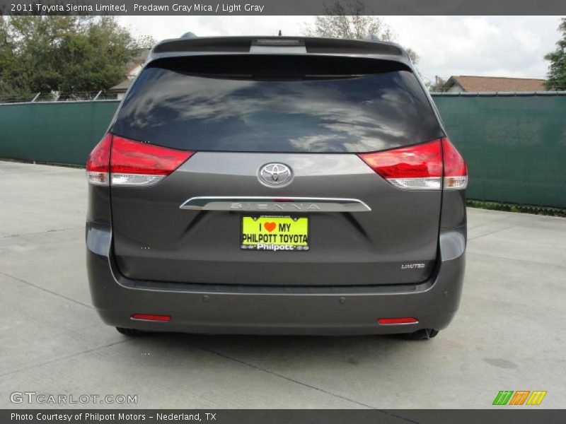 Predawn Gray Mica / Light Gray 2011 Toyota Sienna Limited