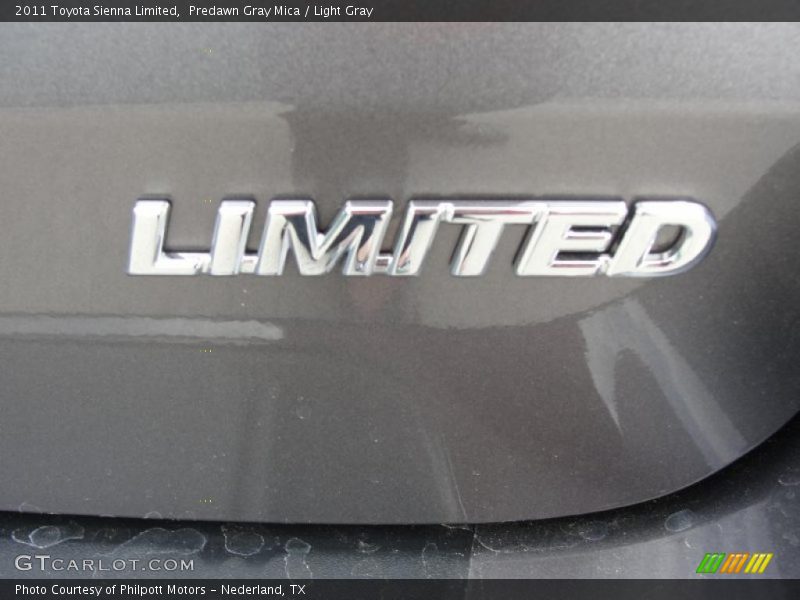 Predawn Gray Mica / Light Gray 2011 Toyota Sienna Limited