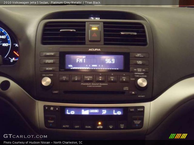 Platinum Grey Metallic / Titan Black 2010 Volkswagen Jetta S Sedan