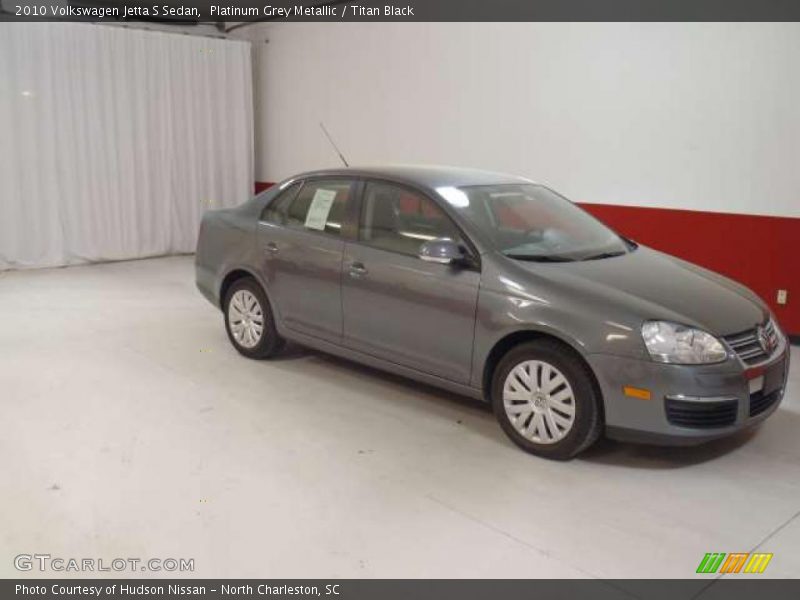 Platinum Grey Metallic / Titan Black 2010 Volkswagen Jetta S Sedan
