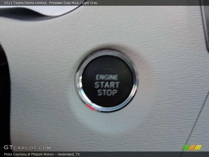 Predawn Gray Mica / Light Gray 2011 Toyota Sienna Limited