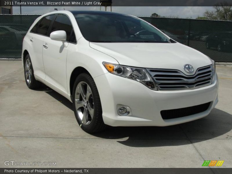 Blizzard Pearl White / Light Gray 2011 Toyota Venza V6