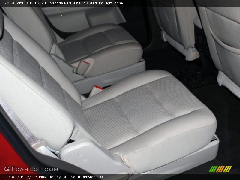 Sangria Red Metallic / Medium Light Stone 2009 Ford Taurus X SEL