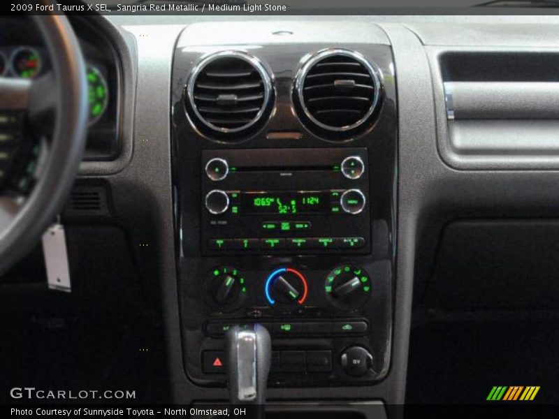 Sangria Red Metallic / Medium Light Stone 2009 Ford Taurus X SEL