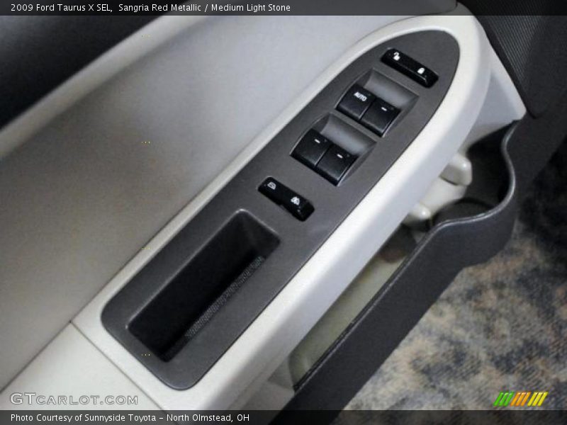 Sangria Red Metallic / Medium Light Stone 2009 Ford Taurus X SEL