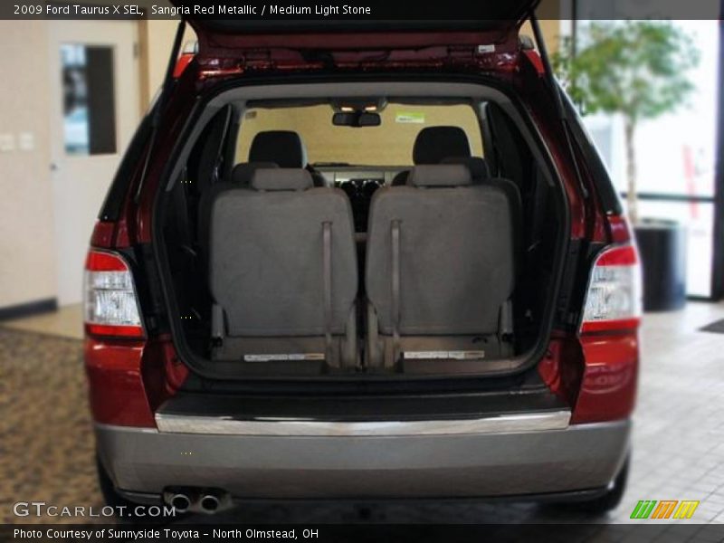 Sangria Red Metallic / Medium Light Stone 2009 Ford Taurus X SEL