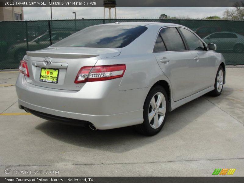 Classic Silver Metallic / Ash 2011 Toyota Camry SE