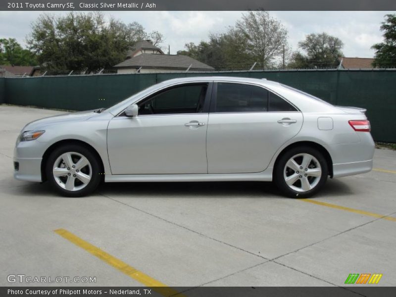  2011 Camry SE Classic Silver Metallic